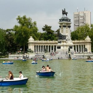 Retiro Park Guided Walking Tour