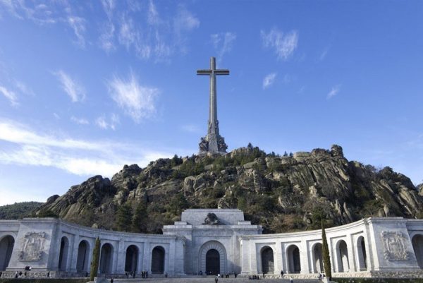 Excursion to Segovia, el Escorial and The Valley of the Fallen